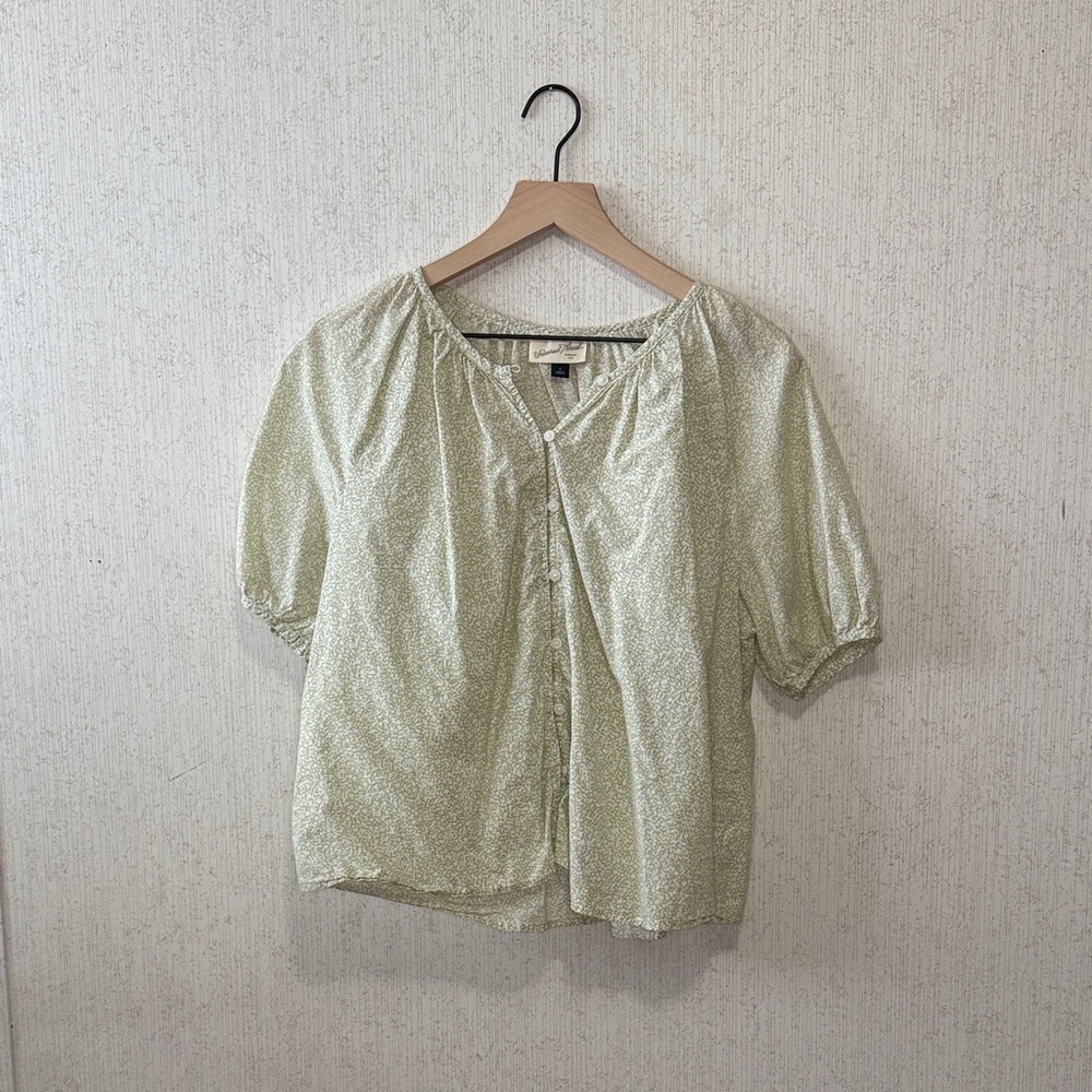 Universal Thread Sage Green Blouse